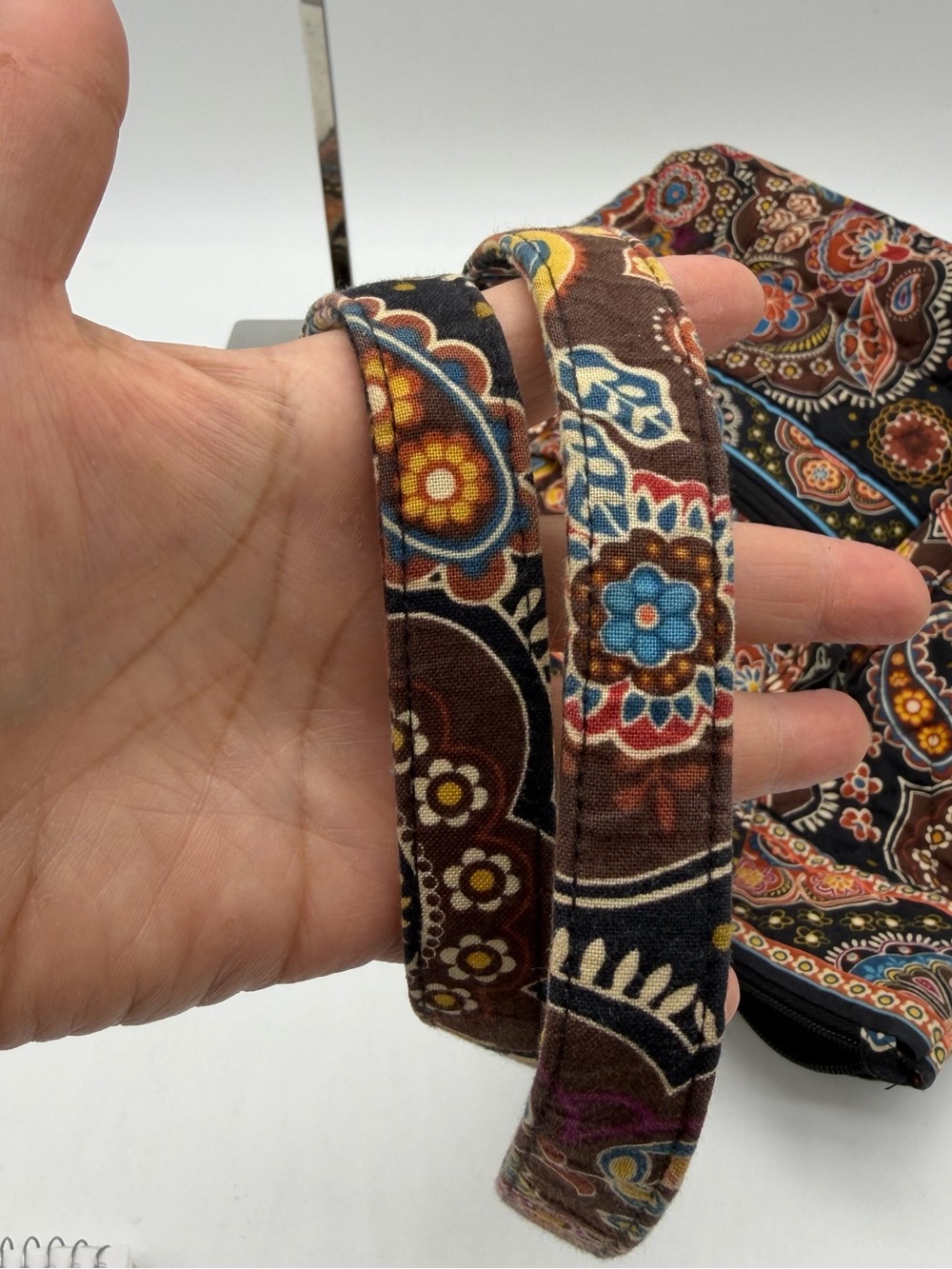 Vera Bradley Kesington Print Floral Paisley Tote Shoulder Bag Brown Black Zip - Picture 5 of 7